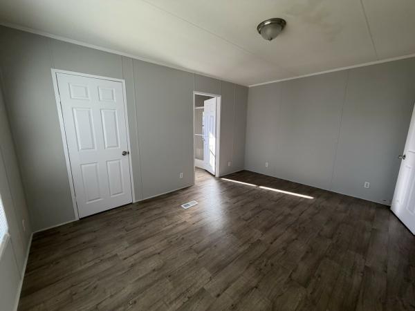 2012 Clayton Homes Mobile Home