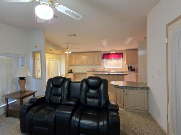 1993 Palm PH067933A/BFL Mobile Home