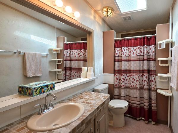 1993 Palm PH067933A/BFL Mobile Home