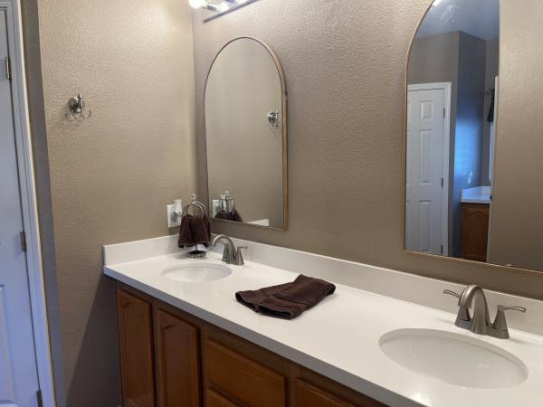 2002 Fleetwood 4563B Mobile Home