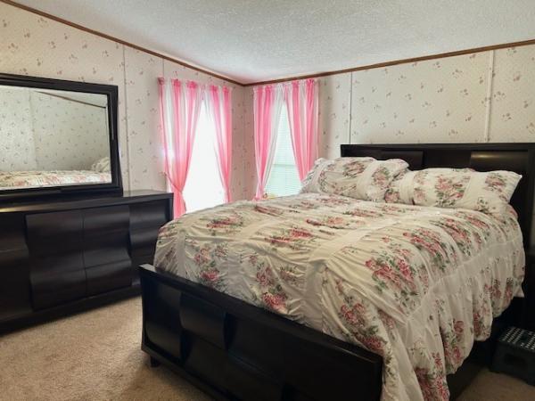 1993 Mobile Home