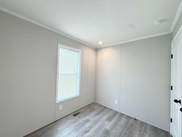 2025 Champion - Topeka Mobile Home