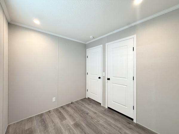 2025 Champion - Topeka Mobile Home