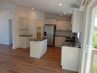 Photo 5 of 10 of home located at 1284 N 19th St 212 Philomath, OR 97370