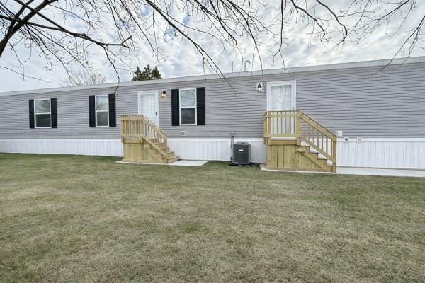 2025 Champion - Topeka Mobile Home