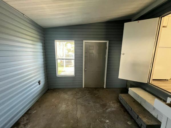 1982 VENT  Unknown  Home