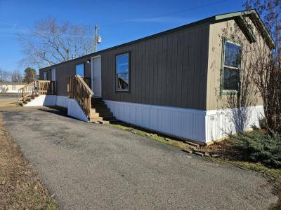Mobile Home at 69 Riviera Courts Dr Murray, KY 42071