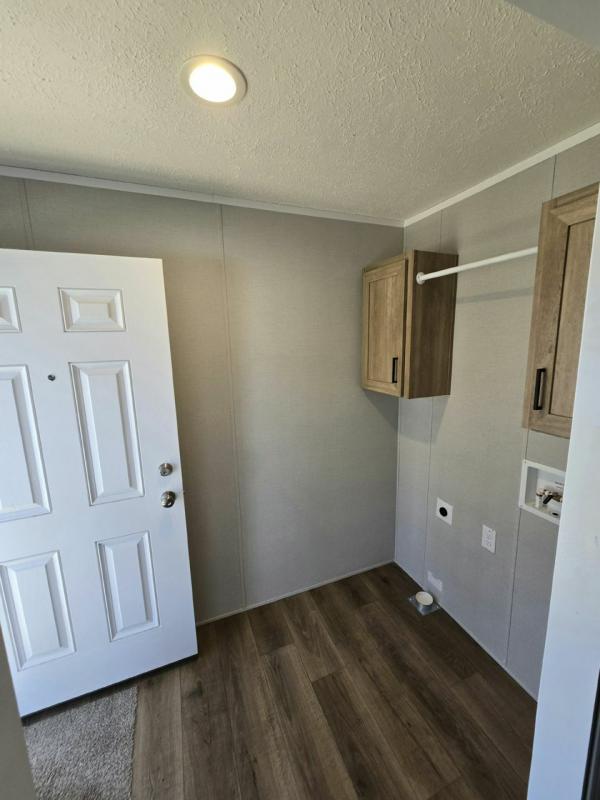 2026 Champion Homes Midwest - 2025 Dutch Aspire Manufactured Home