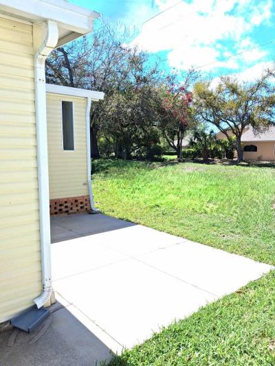 Photo 3 of 23 of home located at 3603 Asbury Dr Parrish, FL 34219