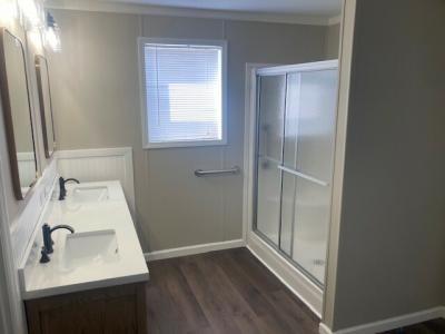 Photo 5 of 8 of home located at 154 Hacienda Drive Winter Springs, FL 32708