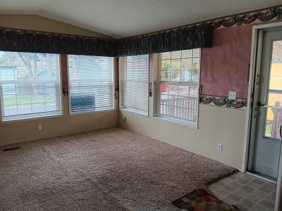 Photo 3 of 8 of home located at 1901 SE Minter Bridge Rd Lot 88 Hillsboro, OR 97123