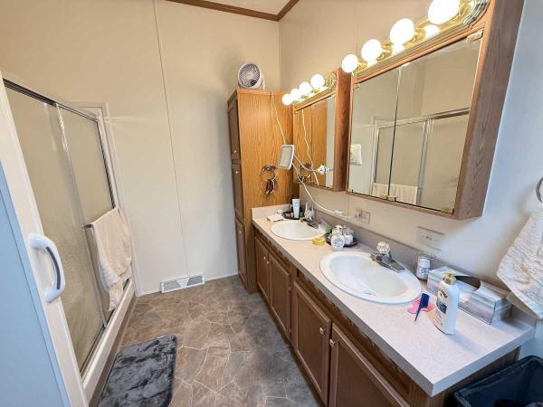 2003 Commodore Manufactured Home