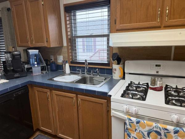 2003 Commodore Manufactured Home