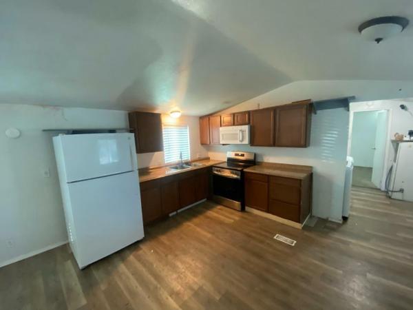 1987 Schult Manufactured Home