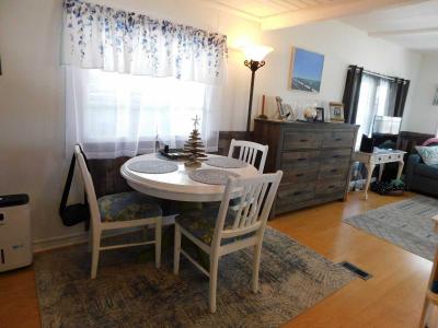 Photo 4 of 22 of home located at 6321 Honolulu Drive Bradenton, FL 34207