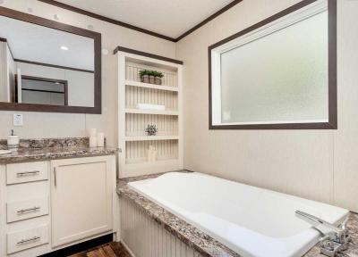 Photo 3 of 4 of home located at 1001 E Macarthur Rd, Lot 197 Wichita, KS 67216