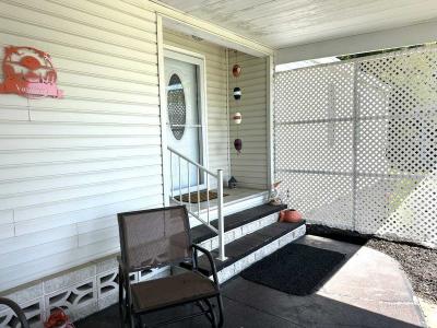 Photo 2 of 34 of home located at 4718 Crestwicke Dr  Lot # 668 Lakeland, FL 33801