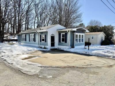 Mobile Home at 141 Edbert St. Chicopee, MA 01020