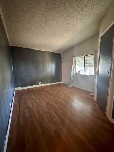 Photo 5 of 7 of home located at 6736 Waxing Lane Orlando, FL 32810