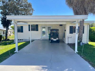 Mobile Home at 624 Holly Circle Lady Lake, FL 32159