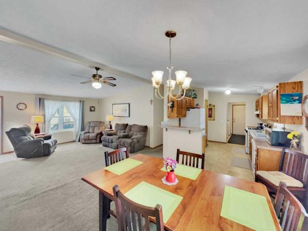 1995 American Homestar Manufactured Home