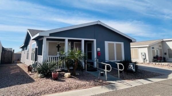 2005 Schult Manufactured Home