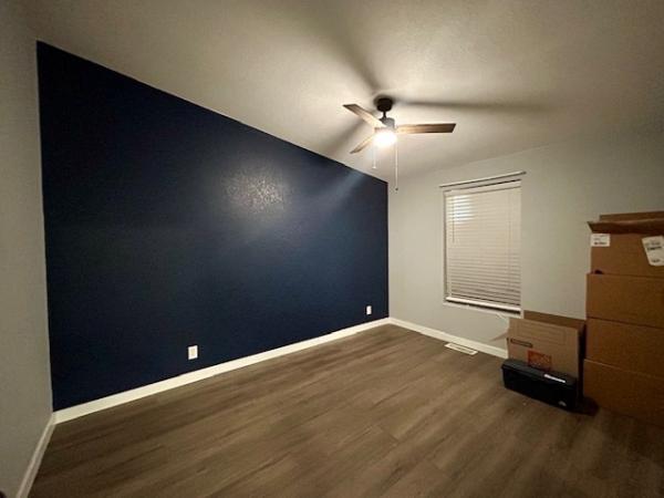 2005 Schult Manufactured Home