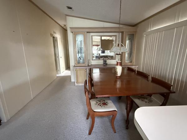 1990 Mobile Home