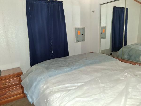 1998 SUNL 74882700 Mobile Home