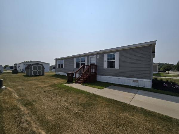 Photo 1 of 2 of home located at 7204 East Grand River Avenue #261 Portland, MI 48875