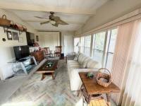 1986 Barrington Manufactured Home