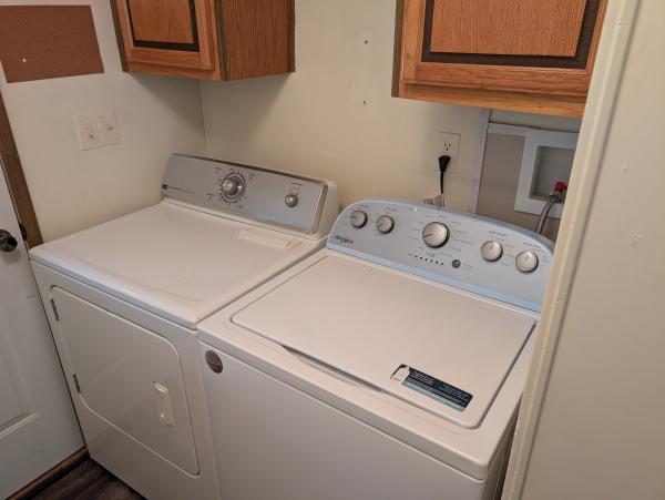 1984 Commodore 1984 Mobile Home