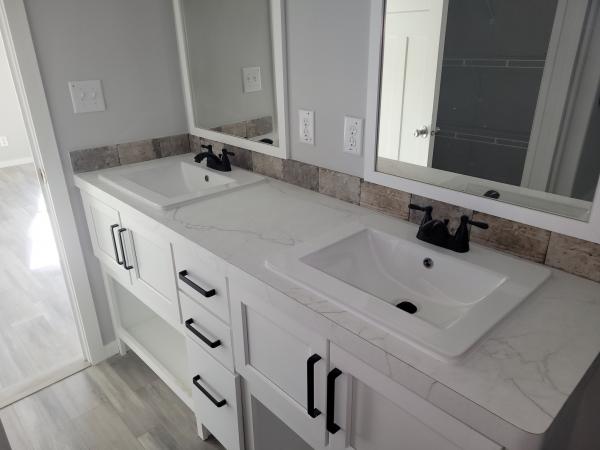 2025 Palm Harbor 340LS99999M Mobile Home