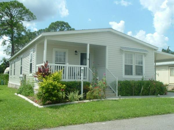 Photo 1 of 2 of home located at 44 Royal Drive Eustis, FL 32726