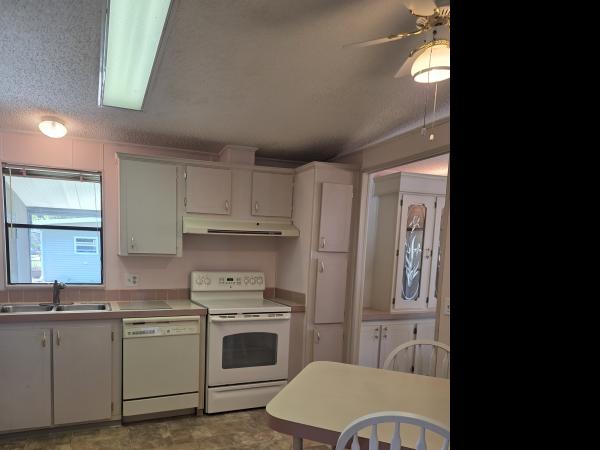 1989 Fleetwood Barrington Mobile Home