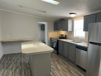 Photo 5 of 27 of home located at 202 East Fork Crossing Batavia, OH 45103