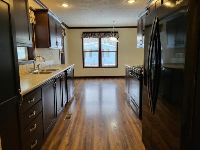 Photo 5 of 20 of home located at 203 Parkwood Road Elgin, IL 60123