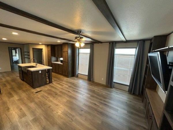 2022 31ANN16763SH22 Mobile Home