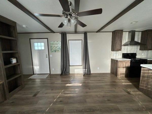 2022 31ANN16763SH22 Mobile Home