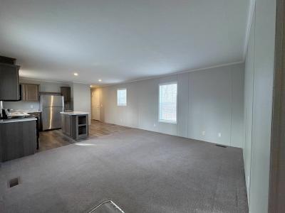 Mobile Home at 10610 East St Rt 762 #50 #50B Lockbourne, OH 43137