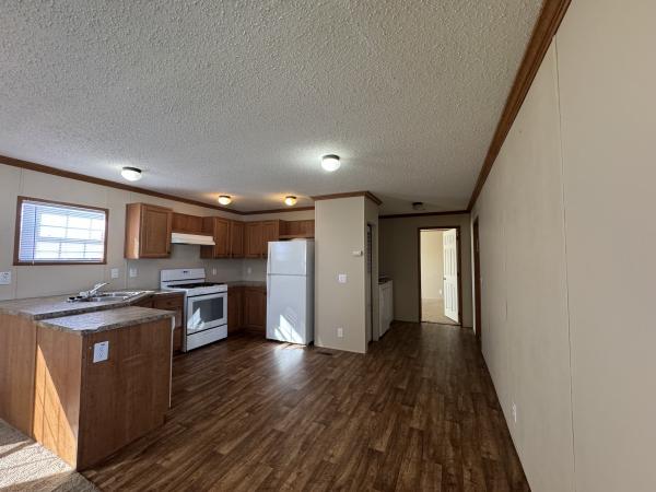 2017 MOJAVE MODEL 6703A  Home