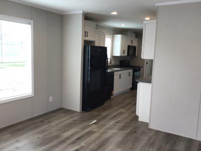 Photo 4 of 5 of home located at 54 East Hedgewood Holland, OH 43528