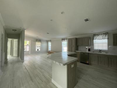 Photo 4 of 19 of home located at 101 Lisa Dr. Mount Dora, FL 32757