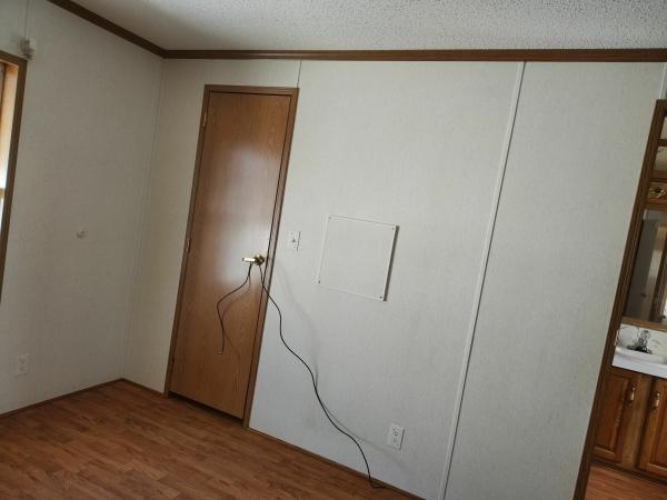 1996  Mobile Home For Sale