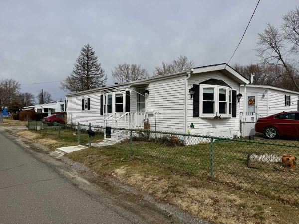 1986 Shamrock Mobile Home For Sale