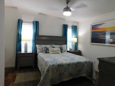 Photo 5 of 28 of home located at 6509 Hawaiian Drive, Lot 243 Bradenton, FL 34207