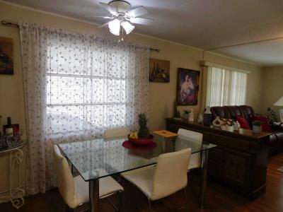 Photo 4 of 22 of home located at 6404 Honolulu Drive, Lot 198 Bradenton, FL 34207