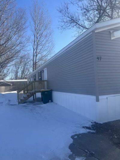 Photo 2 of 15 of home located at 825 1st Ave #197 West Fargo, ND 58078