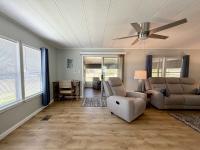 1979 Schult Manufactured Home
