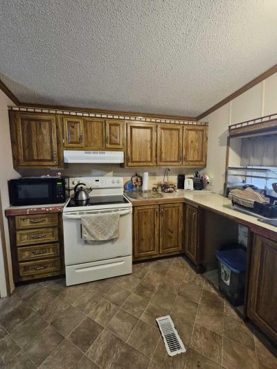 Photo 2 of 12 of home located at 826 Linden St. Fowlerville, MI 48836